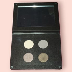 Brand new Ittse eyeshadow palette